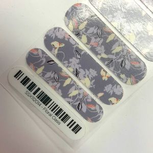 Jamberry - Floral Oasis - half sheet